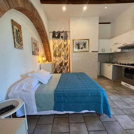 B&B La Fucinaia Pet Friendly Adults Only Кампилья-Мариттима Экстерьер фото
